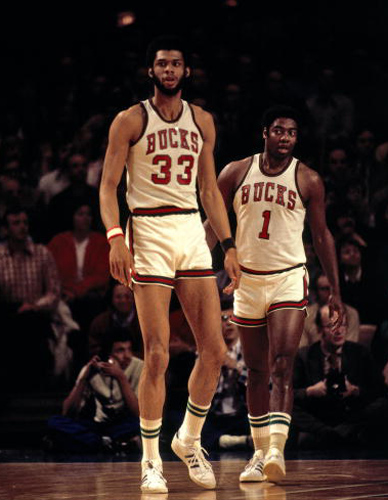 孔帕尼：今天的轮换非常重要，踢大巴黎可能是强度最高的比赛（孔帕尼：本场轮换至关重要，对阵大巴黎或为强度巅峰之战）