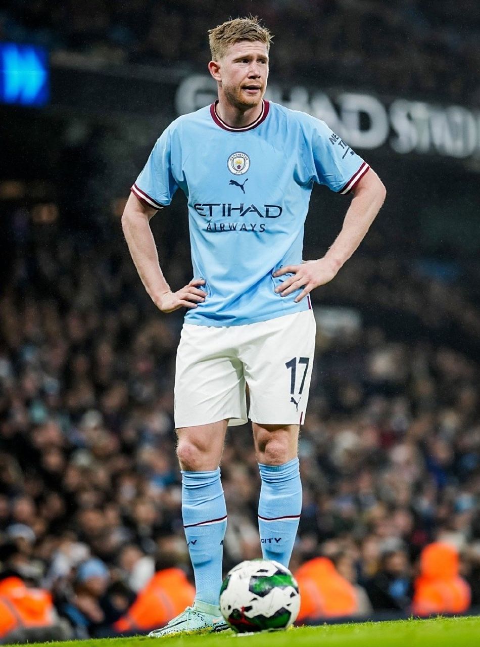 开场29分钟3球，姆巴佩完成欧冠历史第三早的帽子戏法（姆巴佩29分钟戴帽，欧冠史上第三快）