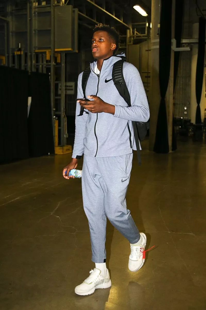 波多尔斯基：我应该会在本赛季末退役，身体有时这里疼那里痛（波多尔斯基：预计赛季末退役，身体偶有多处疼痛）