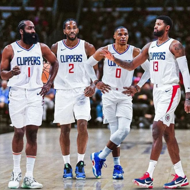 意媒：米兰派球探现场考察亨克18岁前腰卡雷察斯（意媒：米兰球探现场观摩亨克18岁前腰卡雷察斯表现）