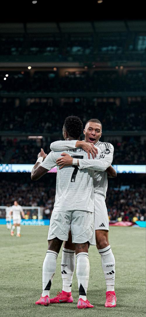 埃雷拉：我2012年时也被耻骨炎困扰，每天都是不同的不适感（埃雷拉：2012年我也遭耻骨炎折磨，每天的不适各不相同）