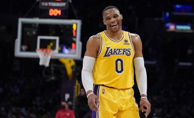 大卫-路易斯：最大遗憾是没和巴黎拿欧冠；恩里克是我的榜样（大卫-路易斯：未能随巴黎夺欧冠是我最大遗憾，恩里克是我榜样）